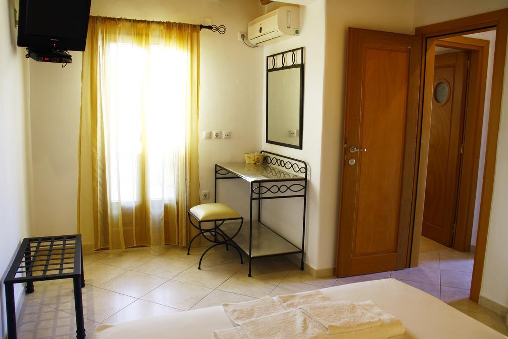 Alisachni Apartamento Livadi  Exterior foto